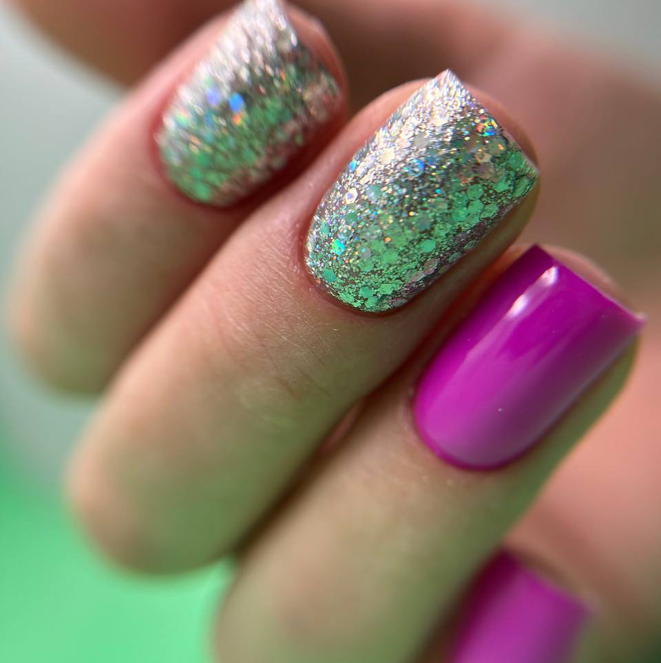 Маникюр с укреплением гелем