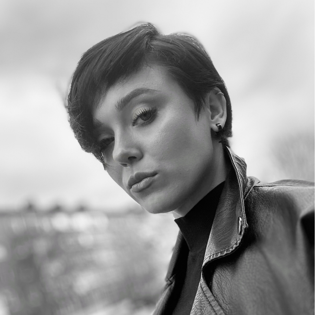 Стрижка женская