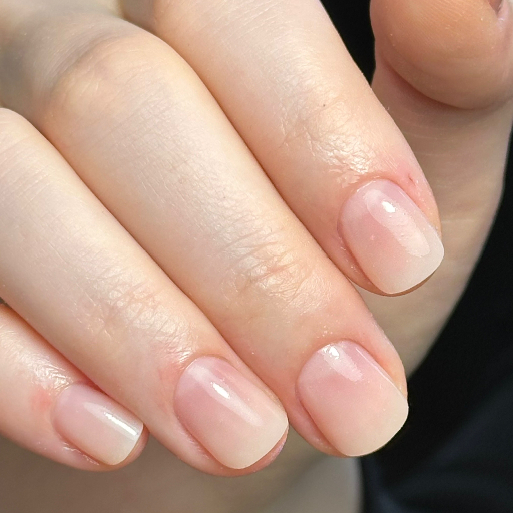 Ламинирование ногтей