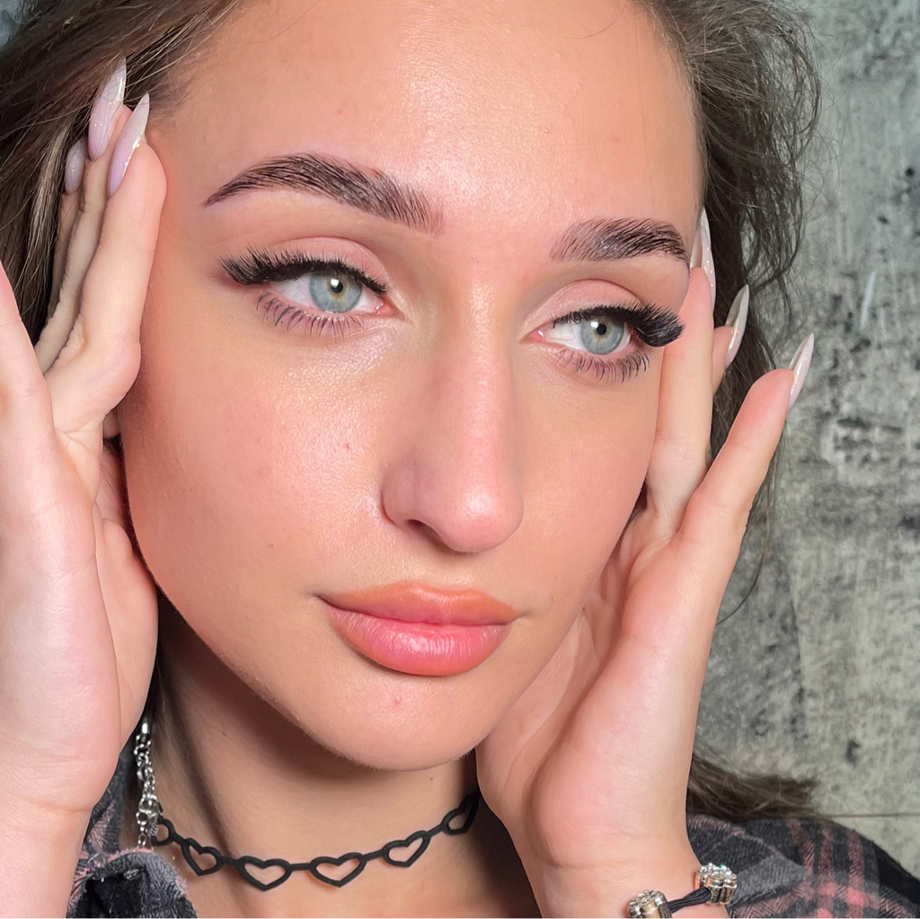 Долговременная укладка бровей