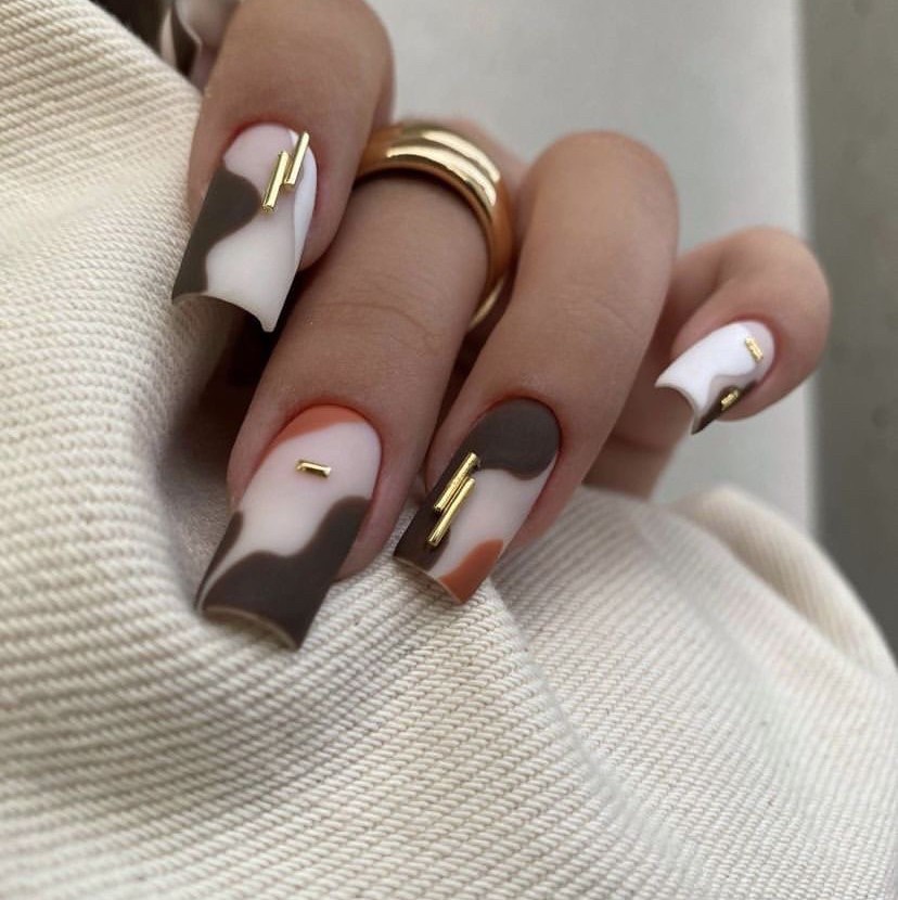 Наращивание ногтей