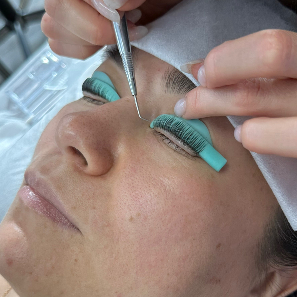 Базовый курс по ламинированию ресниц ,,Lami мастер,,