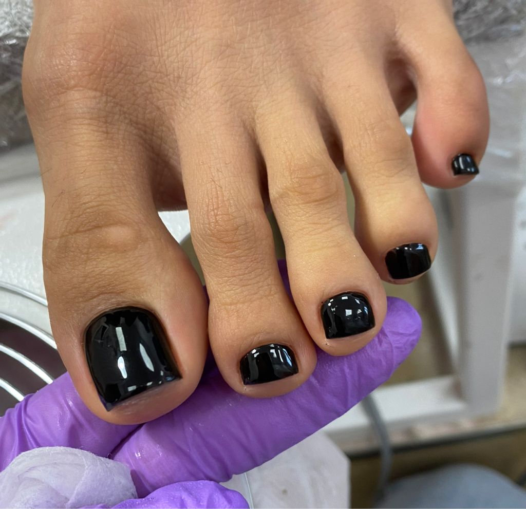 (Педикюр) обработка стопы и пальчиков + покрытие гель - лак