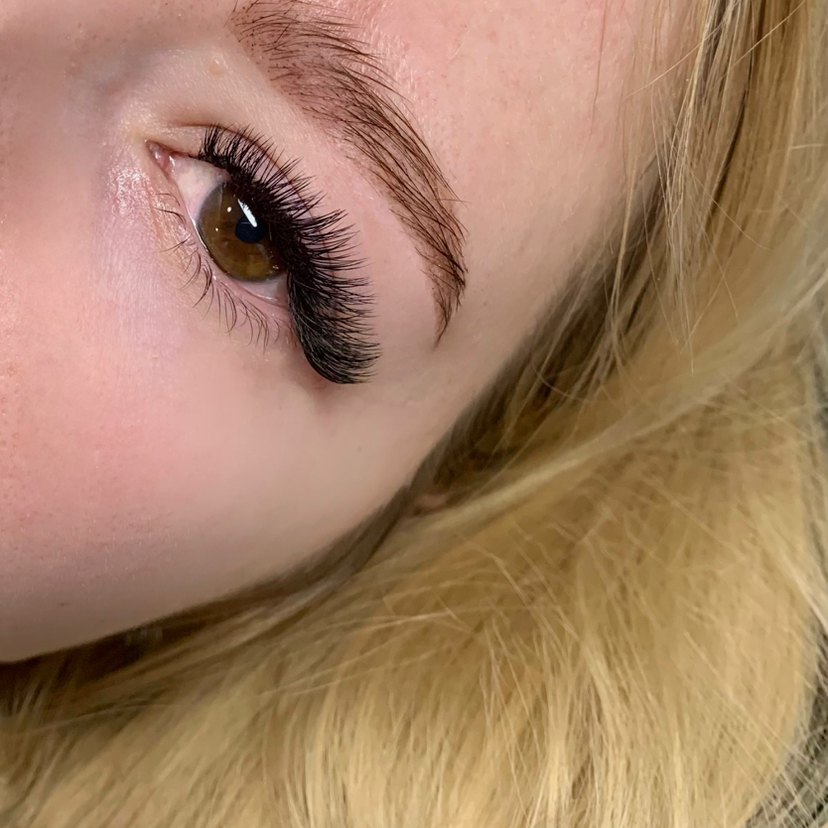 Наращивание ресниц 2D