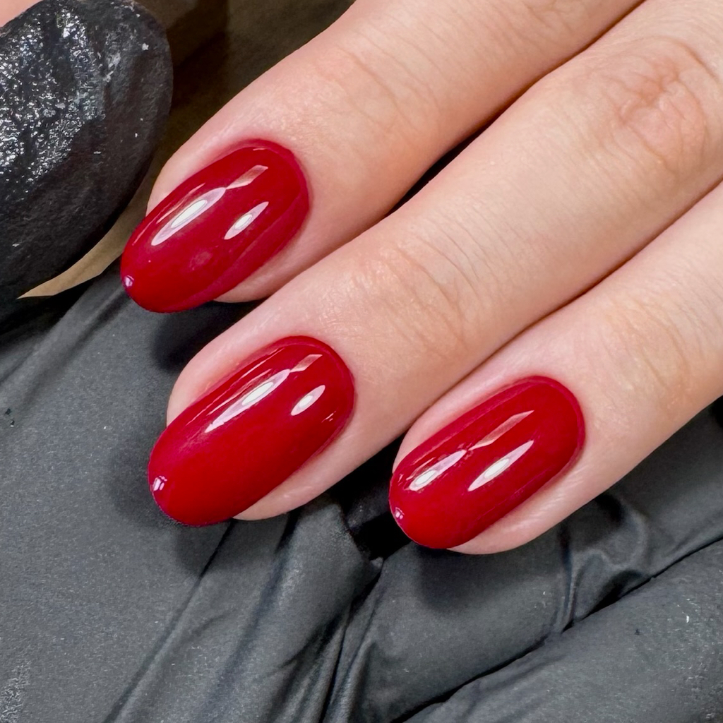 Укрепление ногтей + цветной гель лак (снятие, маникюр, укрепление гелем + цветной однотонный гель лак, ремонт одного ногтя). Короткие ногти.