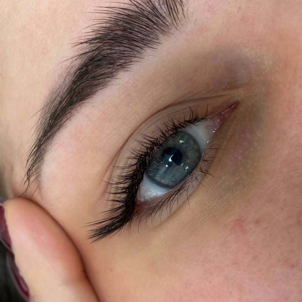 CORNERS- уголки