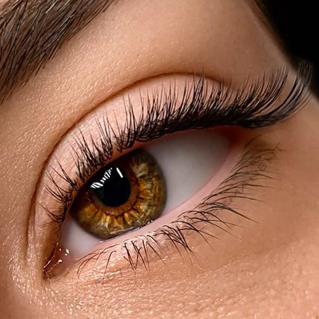 Наращивание ресниц 1,5D (Мастер)