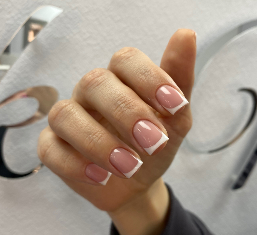 Комбинированный маникюр Френч