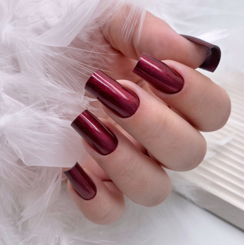 Маникюр + гель-лак средняя длина ногтей