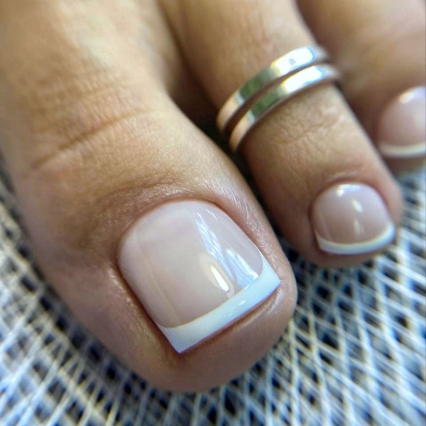 Экспресс педикюр с покрытием Френч/ без стопы