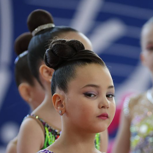 Зеркальный зализ, хохолок и пучок цветок