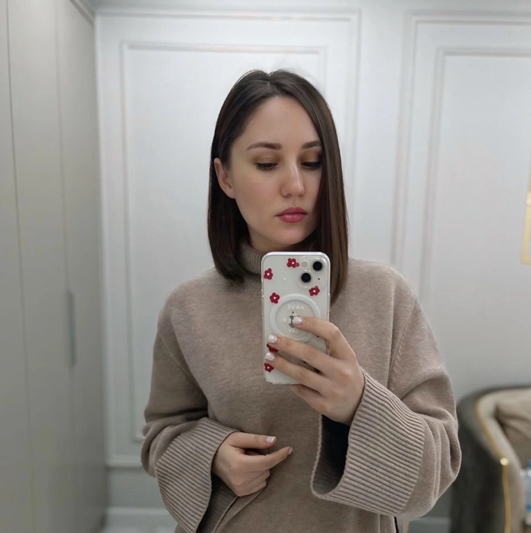 Стрижка женская M (средняя длина)