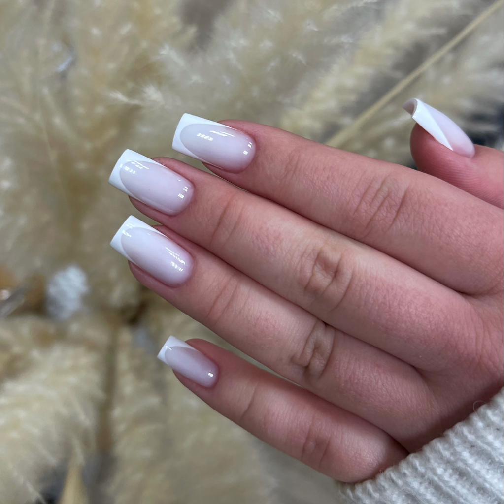 Маникюр с укреплением твердым гелем + френч