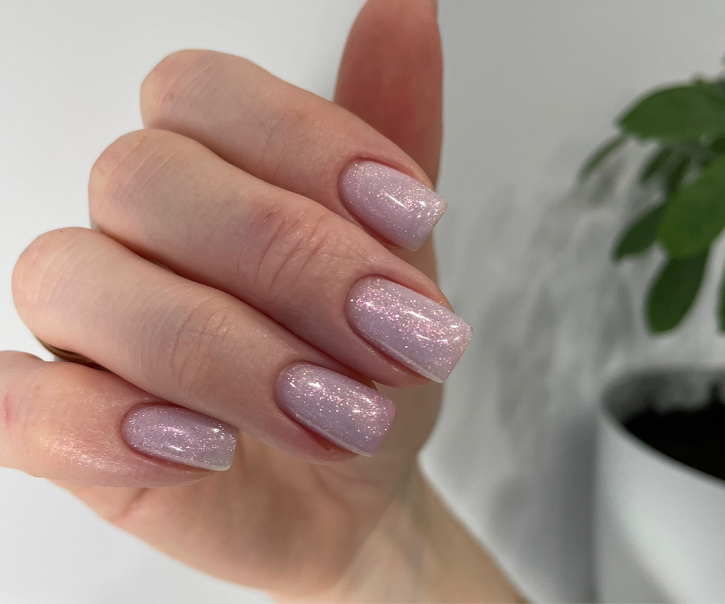 Комбинированный маникюр + покрытие гель-лак в один тон