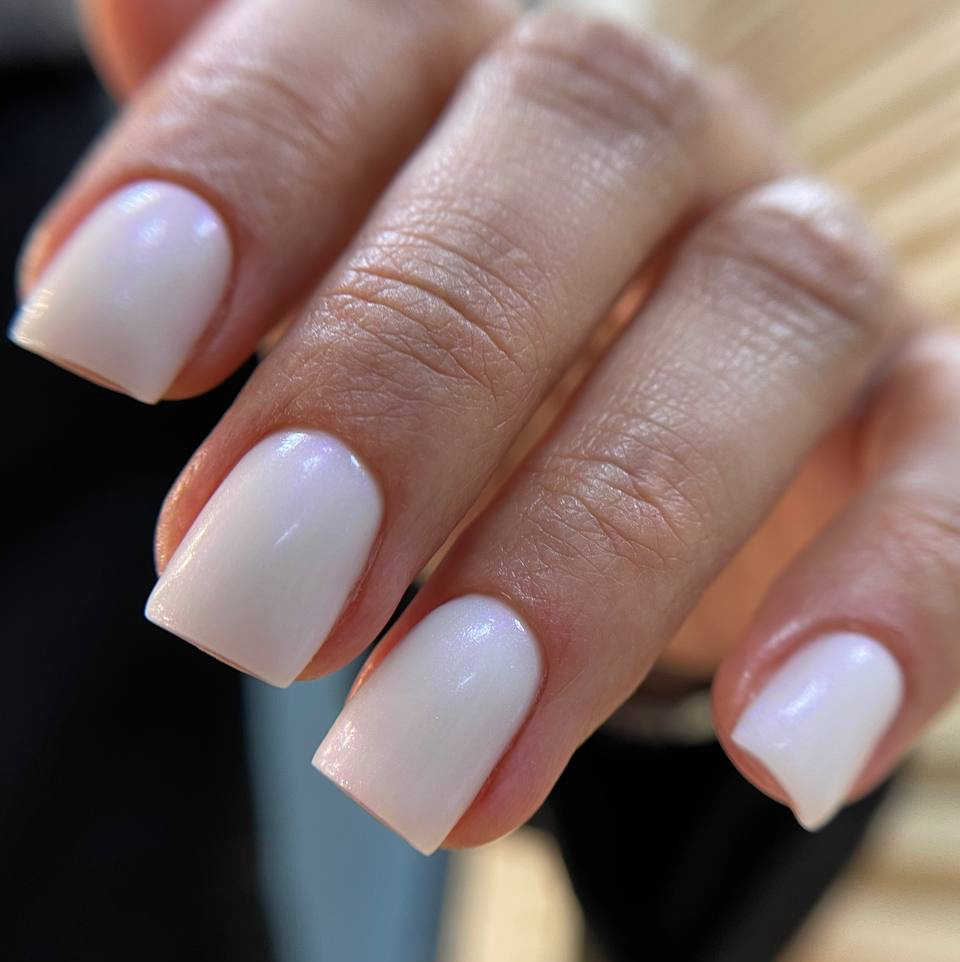 Маникюр с покрытием (длина до 1)