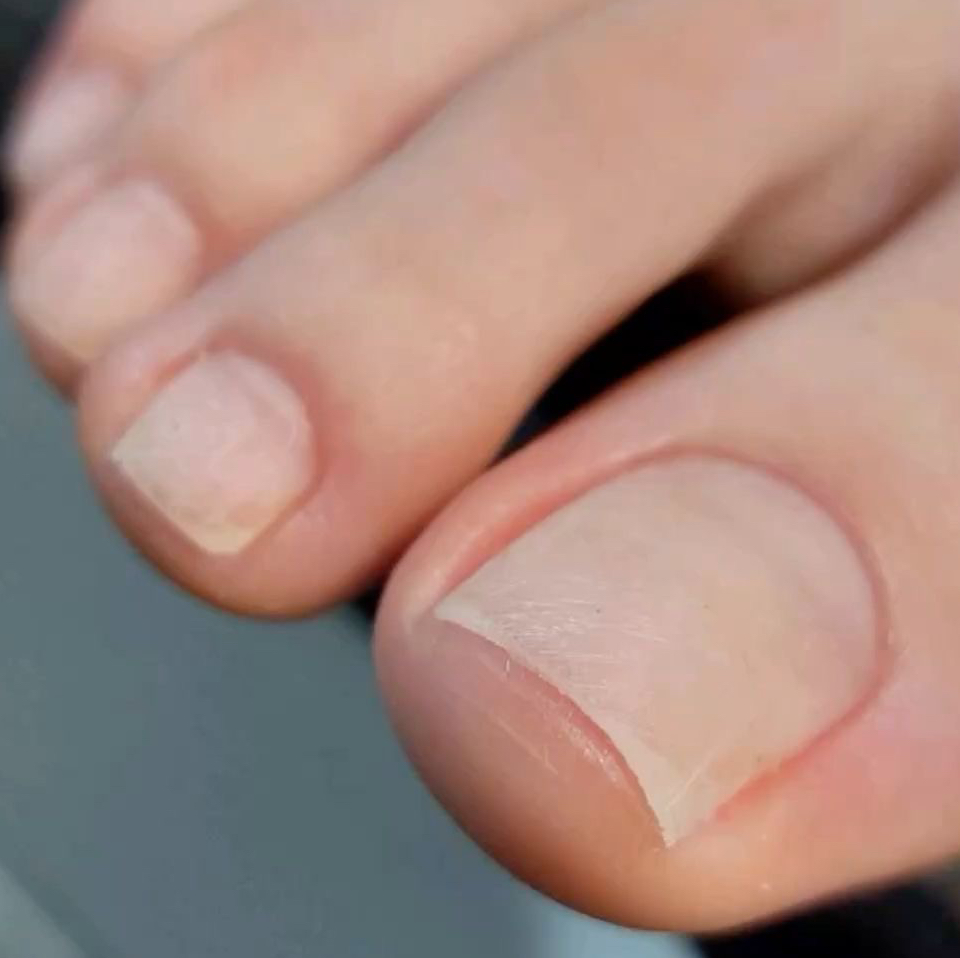 Смарт педикюр без покрытия