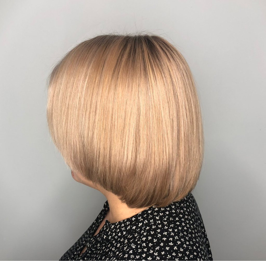 Мелирование на средних волосах.  (До плеч)  Без стоимости материалов.