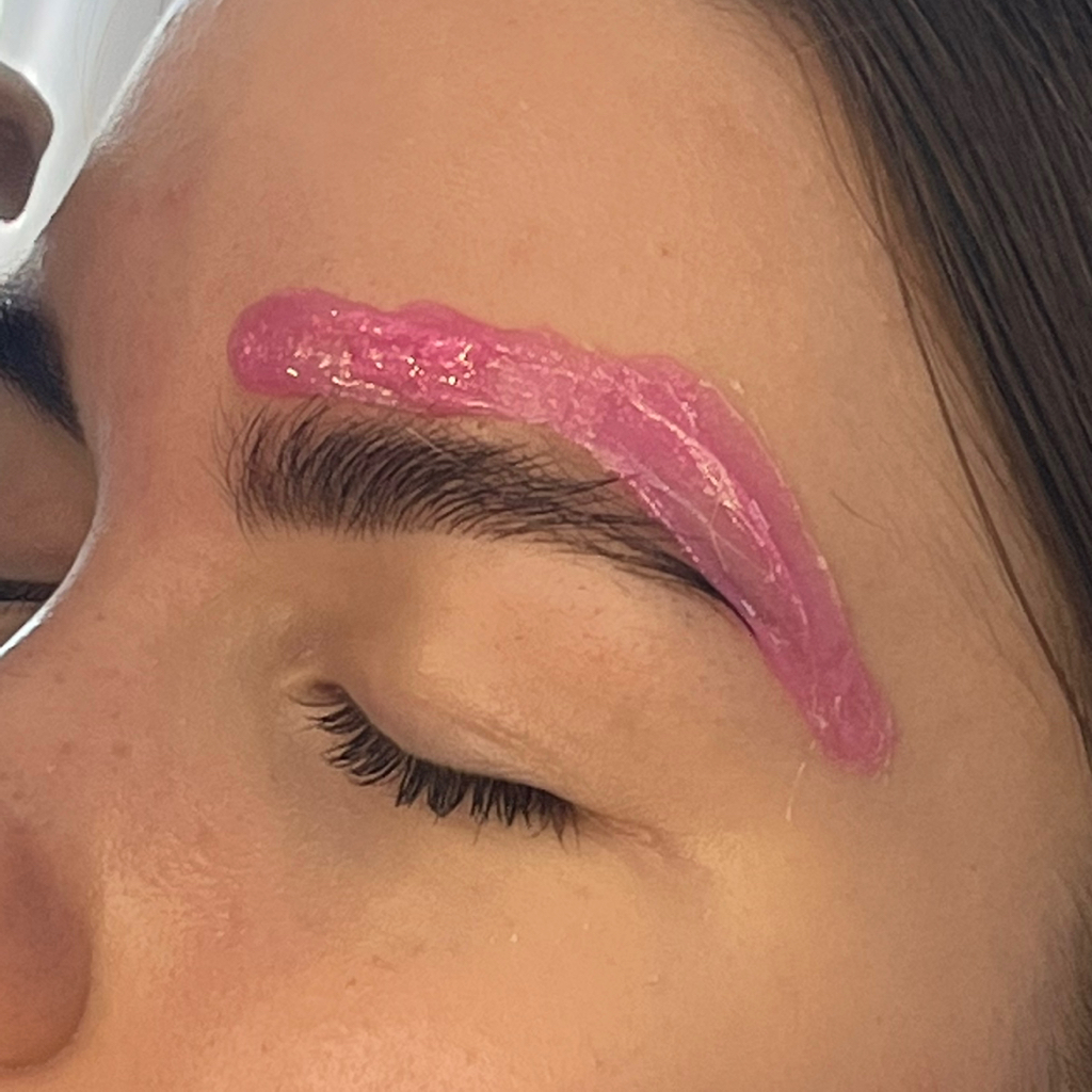 Коррекция/прореживание  бровей