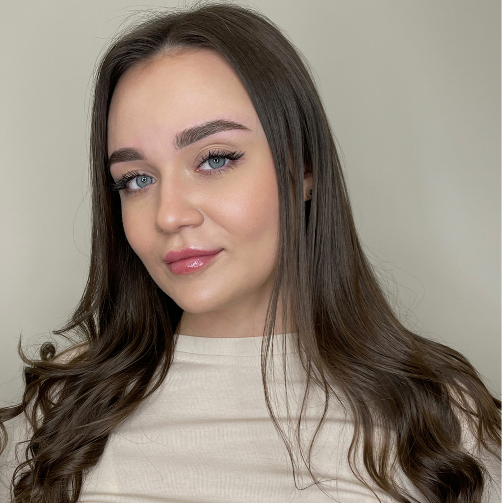 Оформление бровей