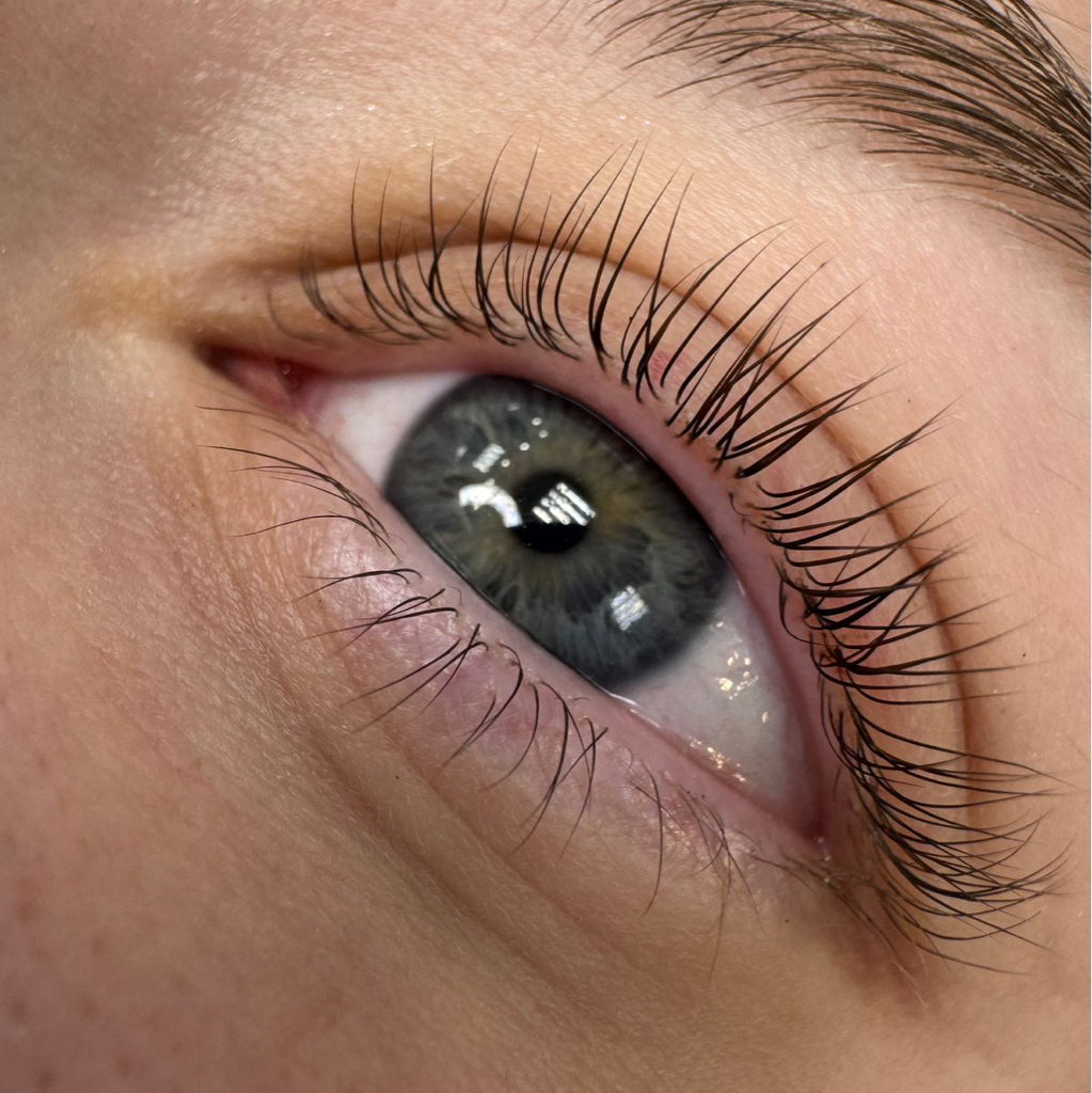 Ламинирование ресниц