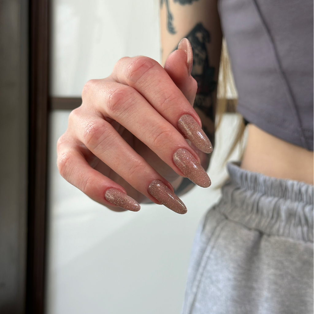 Маникюр + укрепление гелем + однотонное покрытие