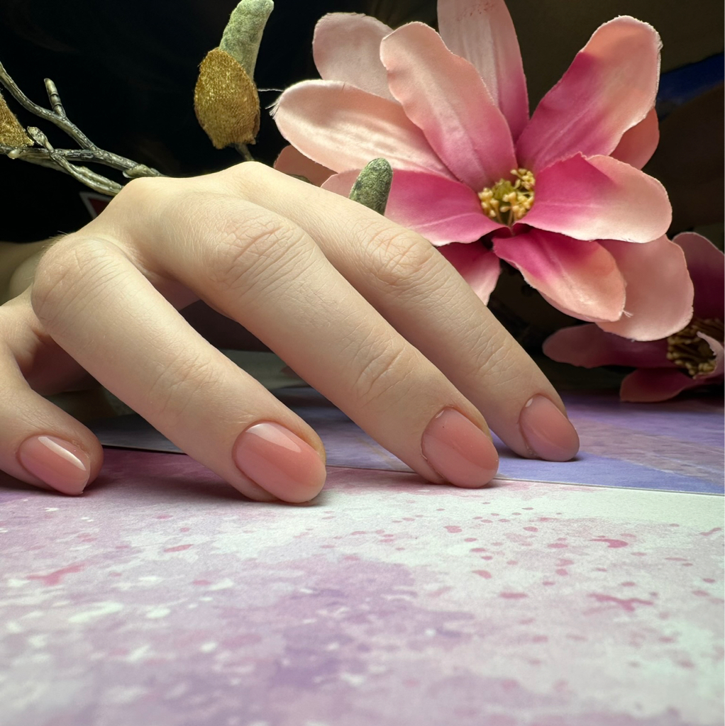 → Nail Strengthening with Gel