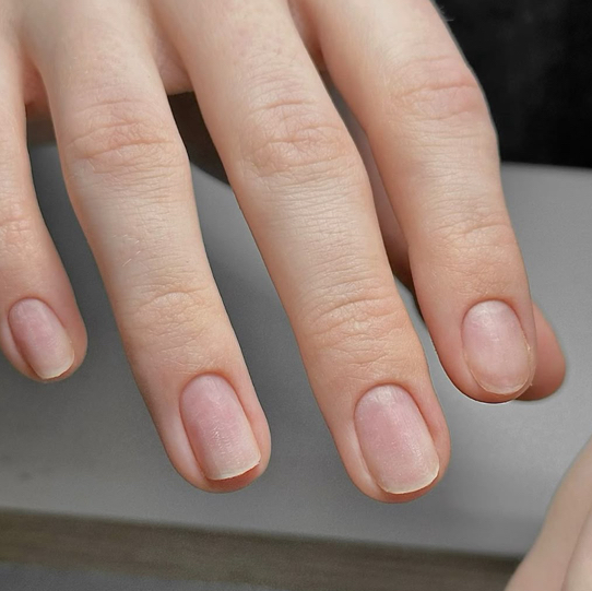 Снятие гелевого  покрытия. Опил формы входит в стоимость.