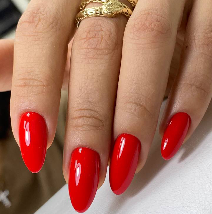 Коррекция гелевых ногтей с маникюром