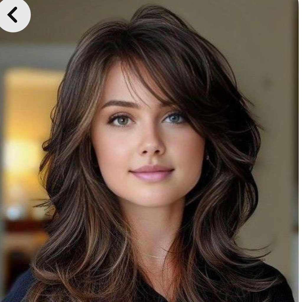 Окрашивание  в один тон на длинные волосы (ниже плеч)