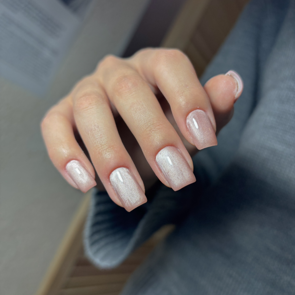 Маникюр с покрытием