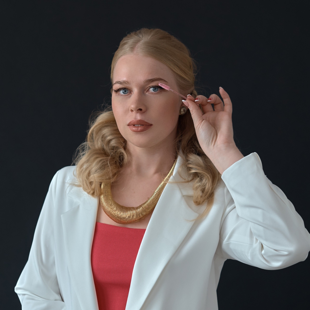 Бухарина Алёна
