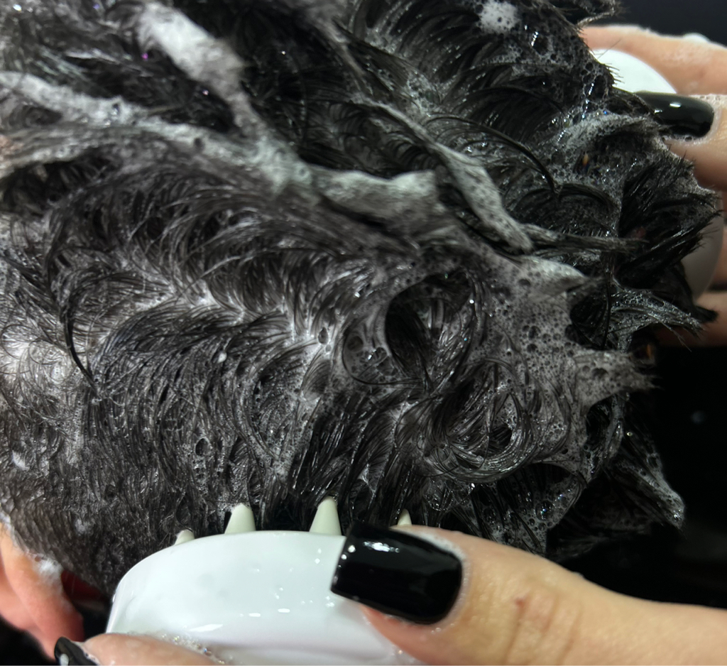 Очищение кожи головы