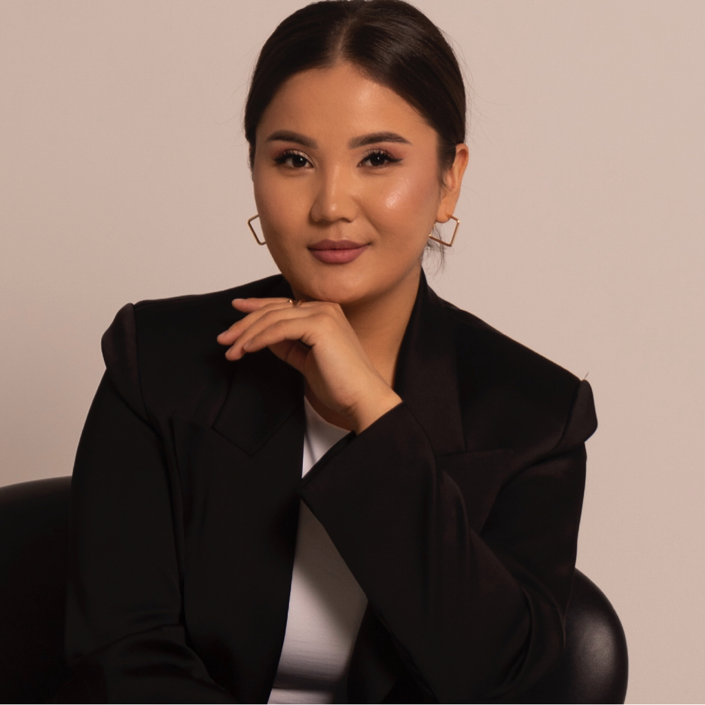 Гулзат Сыдыкова (Основатель студии )