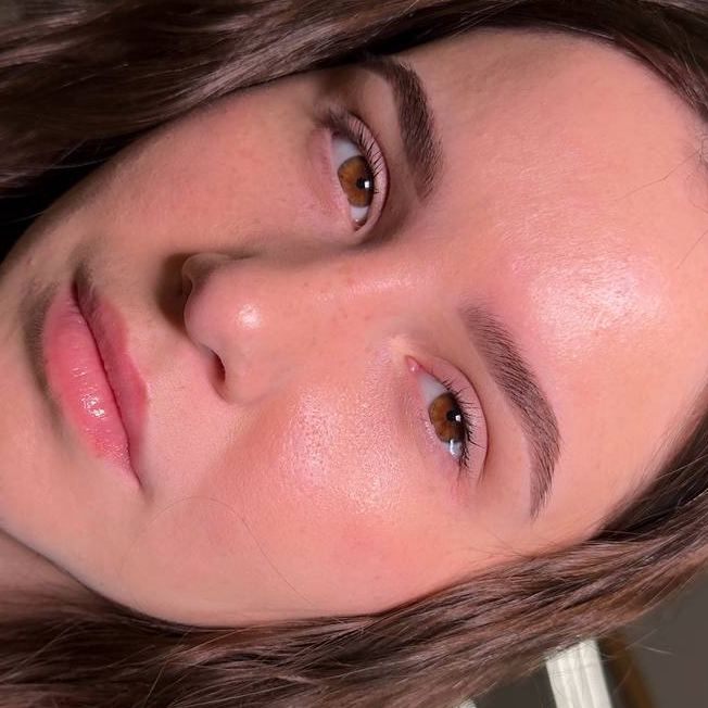 Коррекция+окрашивание (хна/краска) бровей   мастер 1 кат