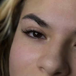 Наращивание ресниц «1,5 объем»