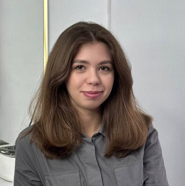 Брызгалова Лиза (Топ)