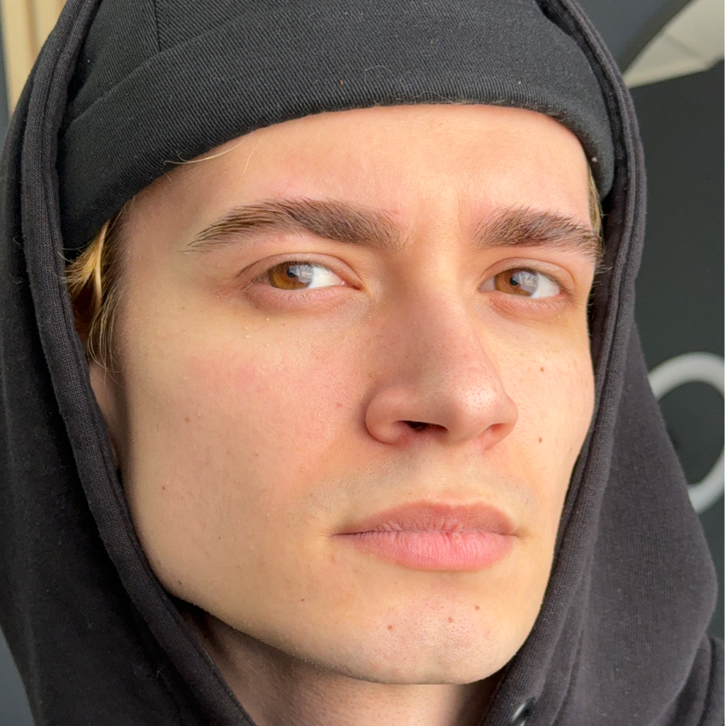 мужское оформление бровей (коррекция /воск пинцет/осветление)