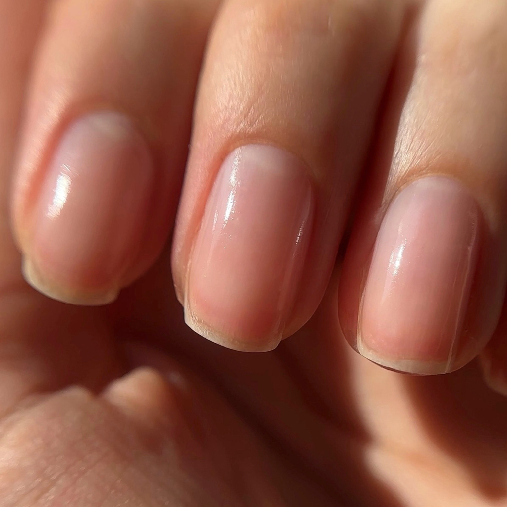 Пилочный маникюр + уход от Bandi