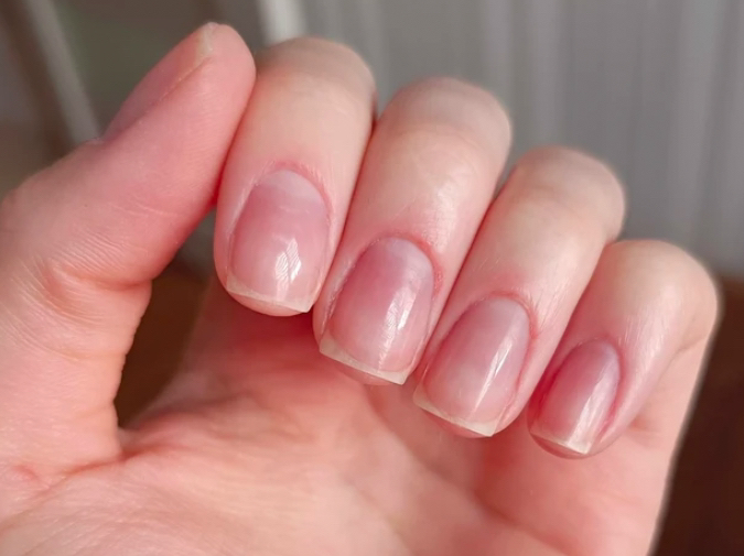Маникюр классический