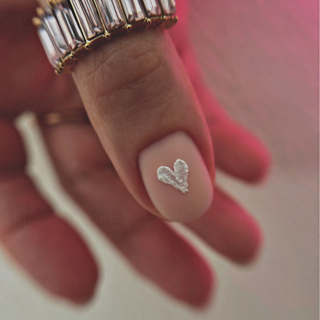 Дизайн 1 ногтя (простой)