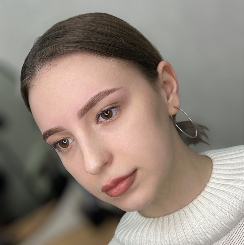 КОМПЛЕКС окрашивание+коррекция бровей