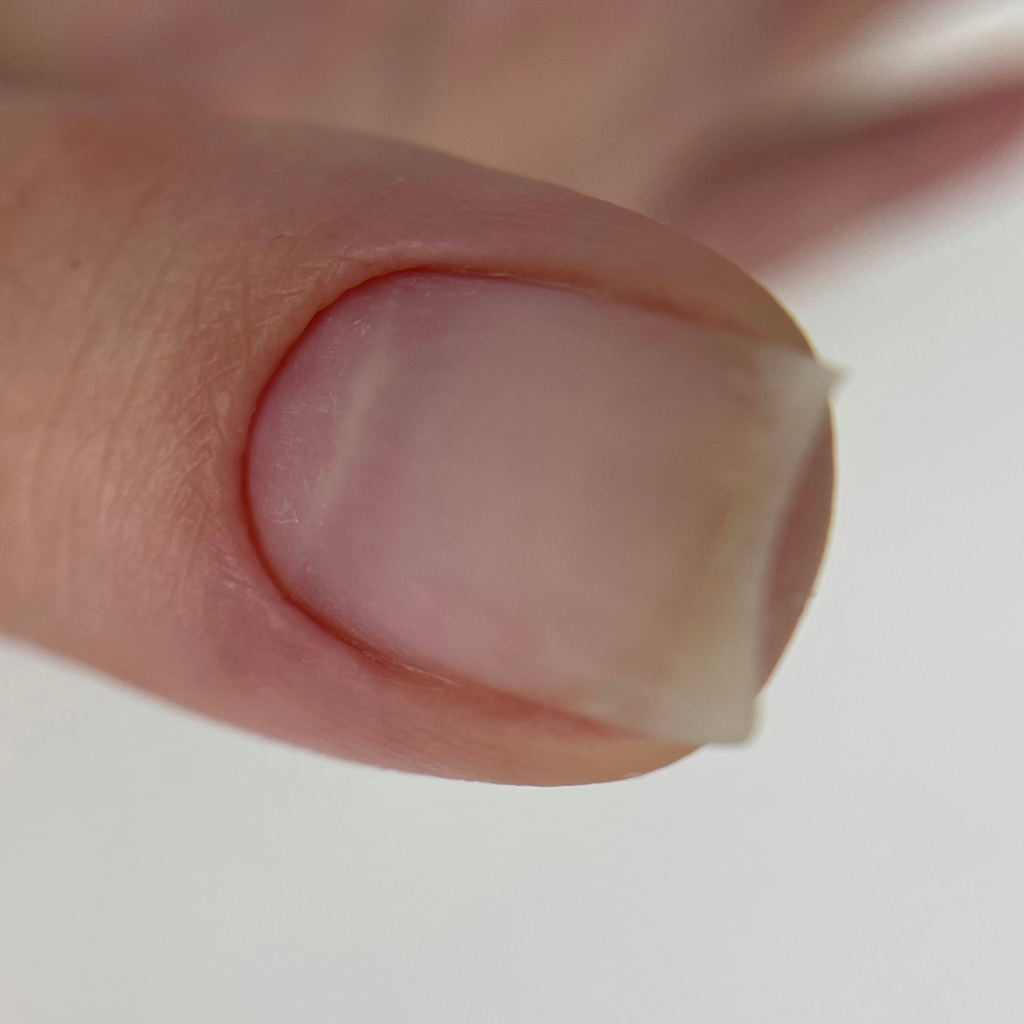 Маникюр без покрытия