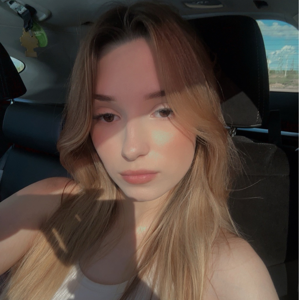 Аленка Волкова