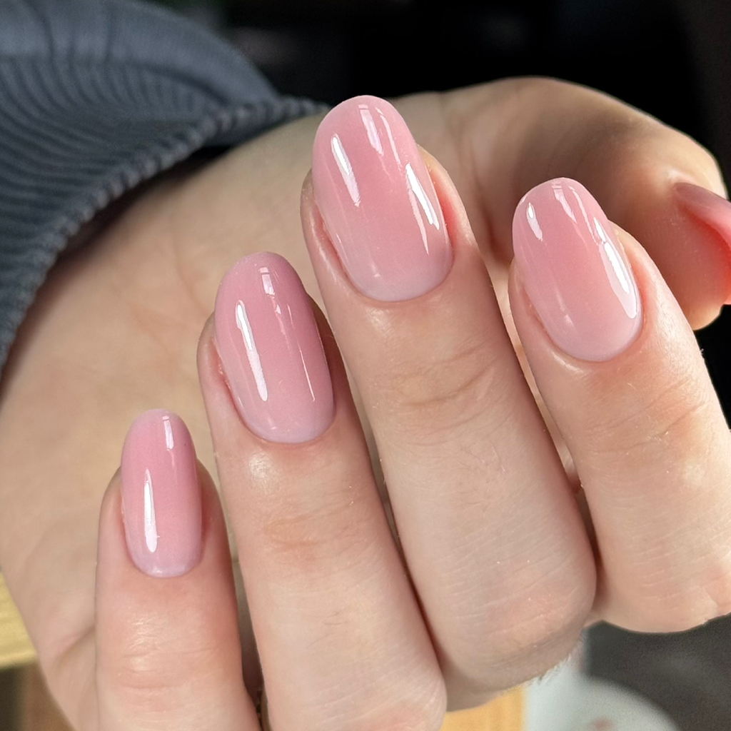 Наращивание ногтей «Короткие»