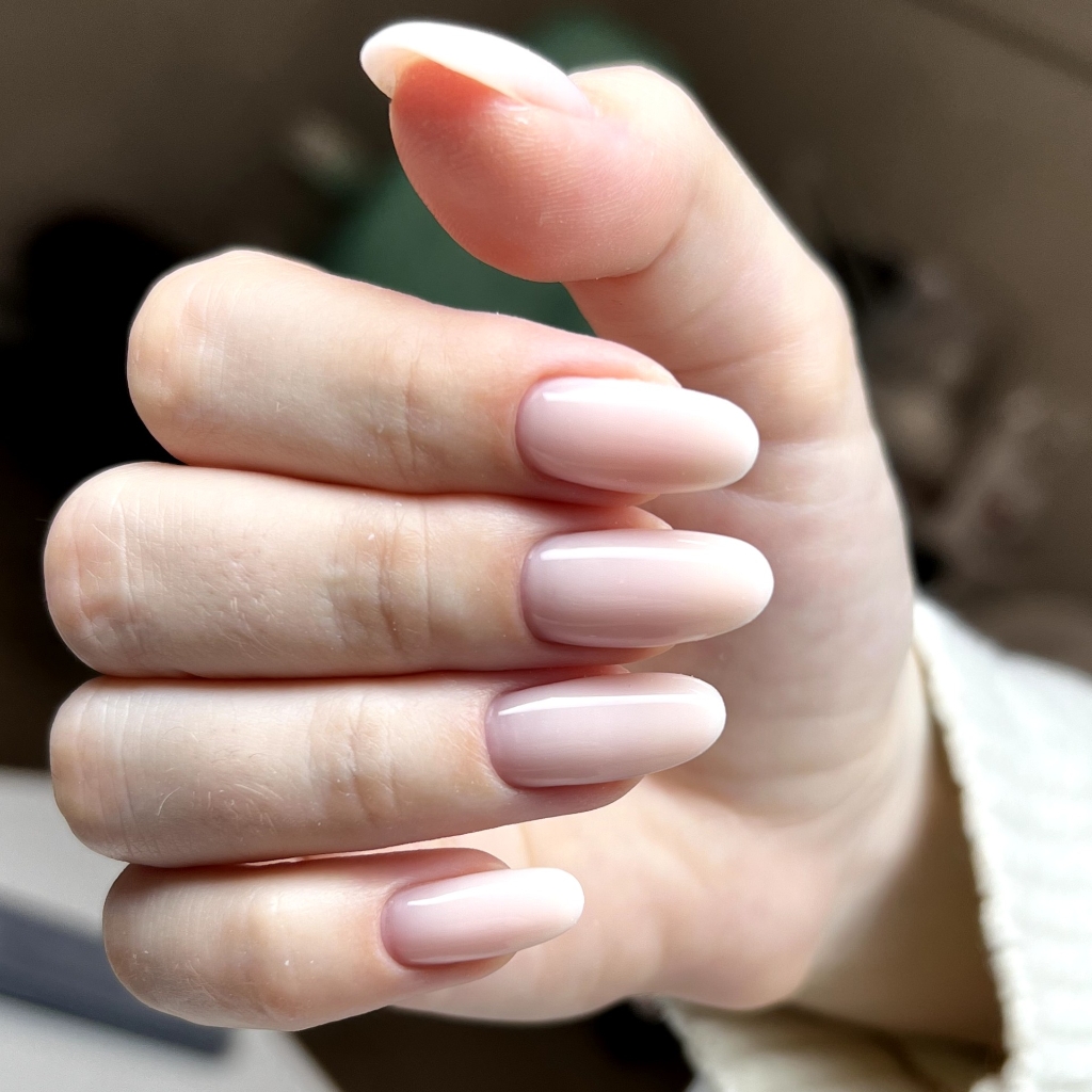 Укрепление критической длины при маникюре с покрытием