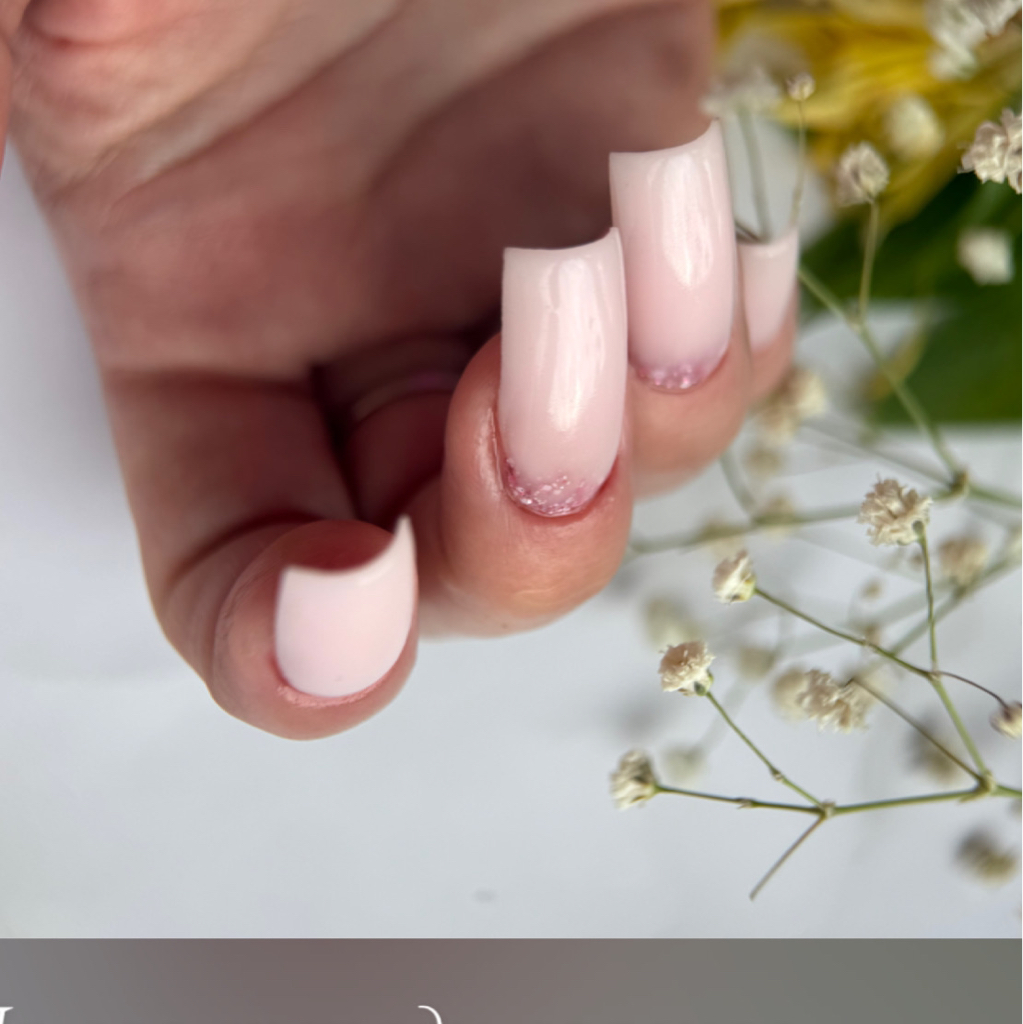 Наращивание ногтей