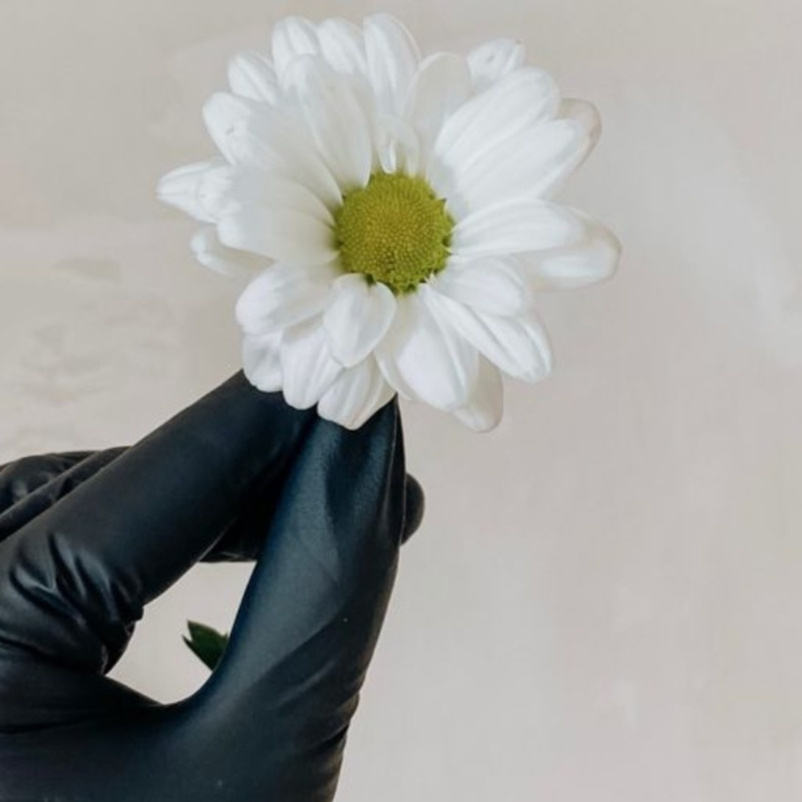 Гигиенический маникюр у подолога