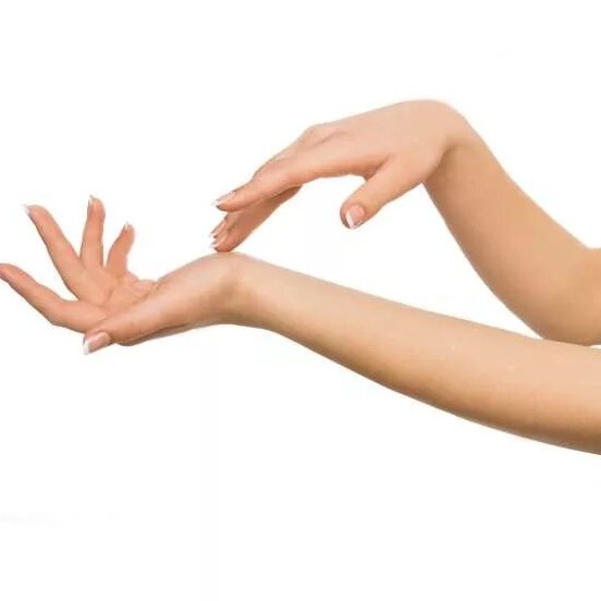 Руки до локтя