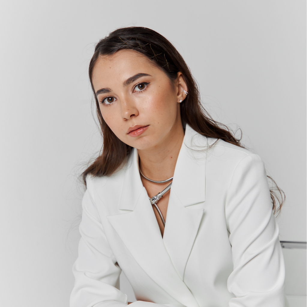 Попова Анастасия