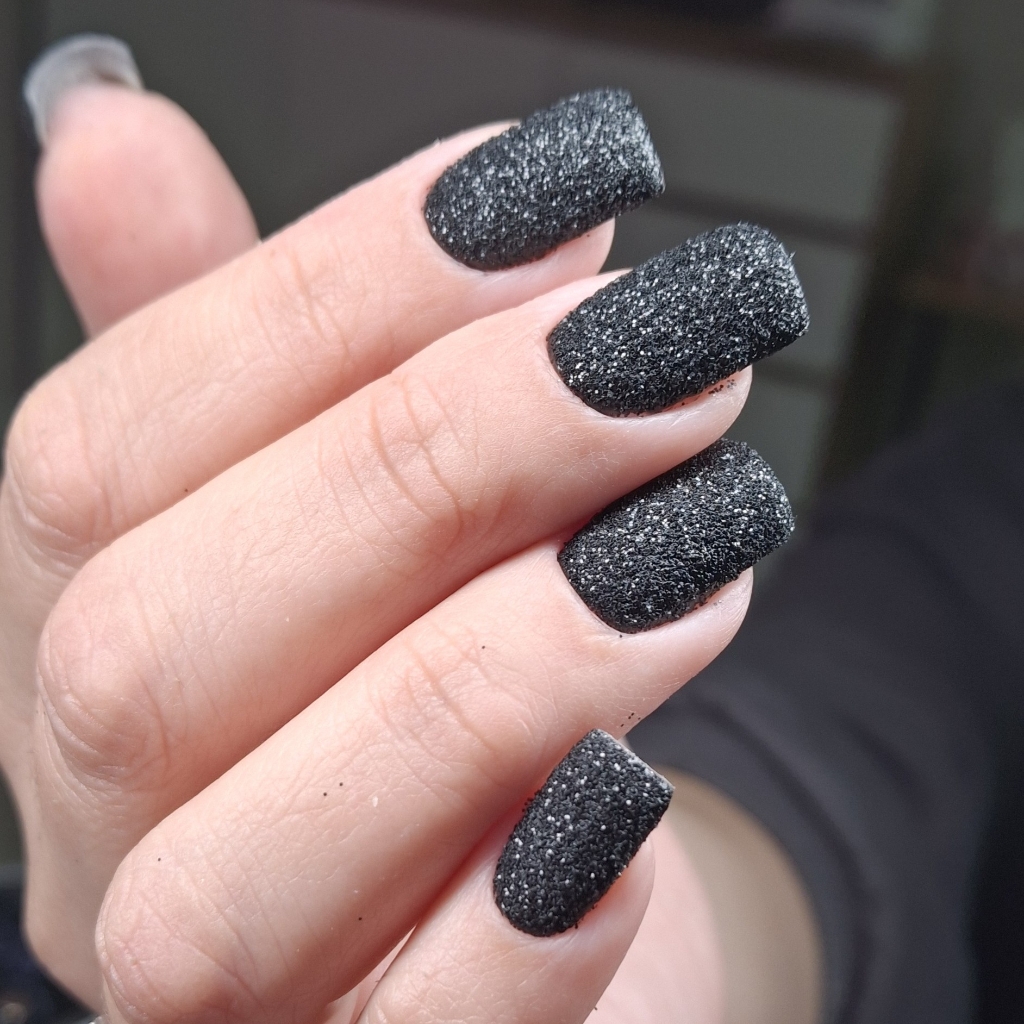 Комплекс 3
(Снятие, маникюр, укрепление, дизайн)